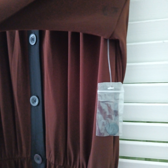 Dress - Picture 4 of 7